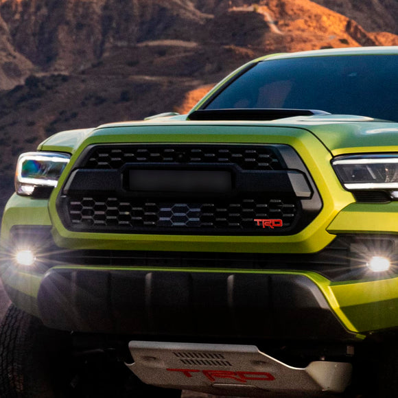 Distintivo della griglia TRD per Tacoma Tundra 4Runner Emblema della griglia anteriore rosso/nero/cromato