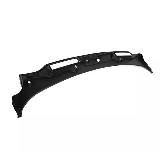 Tuulilasin kopan alempi tuulilasin verhoilu 51717161033 BMW E92 E93 2006-2013