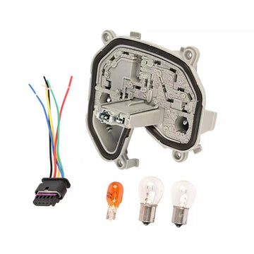 Takaosan vasemman takavalon kannatin & Plug Polttimo 68270892AA Jeep Renegade 2015-2023