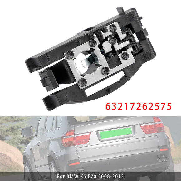 Vasen takaluukun takavalon polttimon kannatin BMW X5 E70 2008-2013