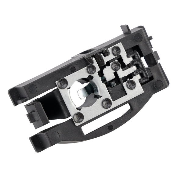 Vasen takaluukun takavalon polttimon kannatin BMW X5 E70 2008-2013