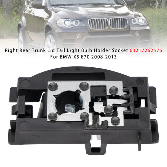 Oikean takaluukun takavalon polttimon kannatin BMW X5 E70 2008-2013