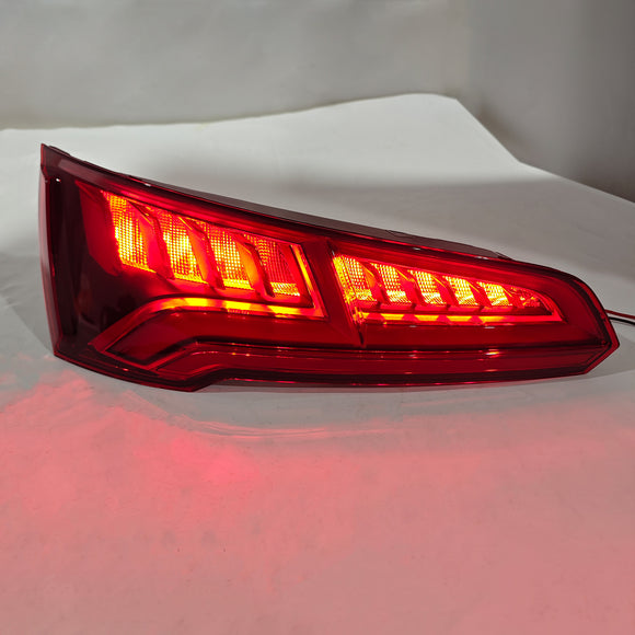 Vasen + oikea takatakavalon LED 80A945093B 80A945094B Audi Q5 MK2 PRE-FACELIFT 2017-2020 5 PIN