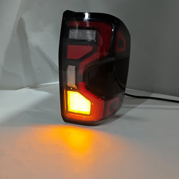 Vasen+oikea LED-takavalokokoonpano Ford Ranger 2022+ -malliin
