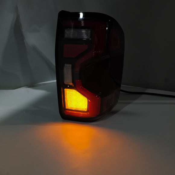Vasen+oikea LED-takavalokokoonpano Ford Ranger 2022+ -malliin