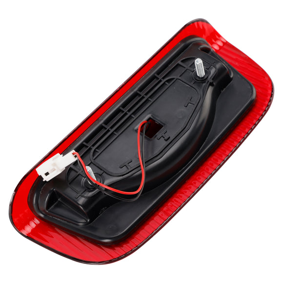 Takaosan kolmas jarruvalolamppu 26590-1KA0B Nissan Juke MK1 F15 2010-2018 punainen