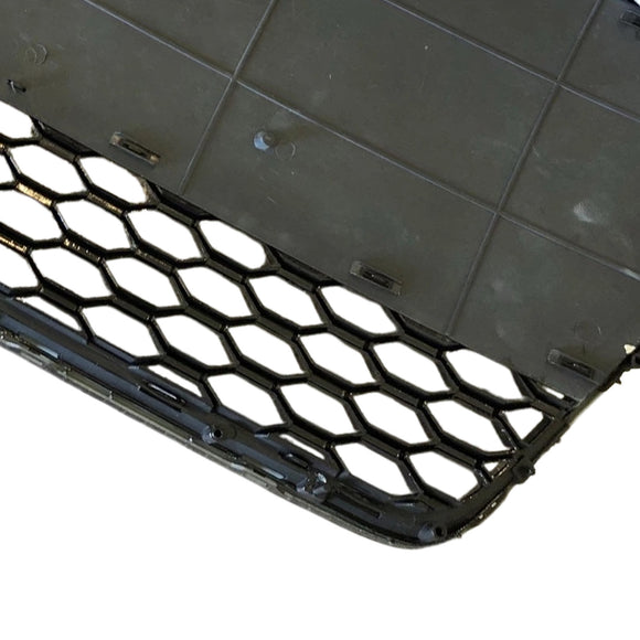 2013-2015 Audi R8 etusäleikkö Honeycomb Musta Vaihto ylempi puskurin säleikkö