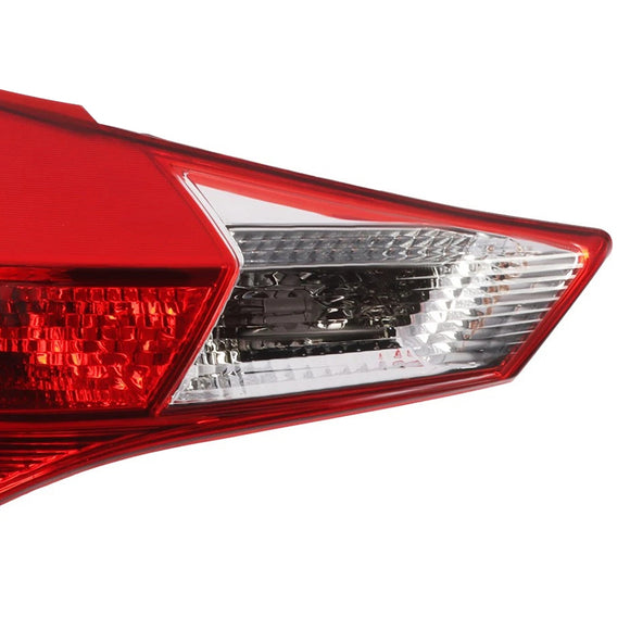 Vasen taka sisempi halogeeninen takavalo kokoonpano Toyota RAV4 2013-2015