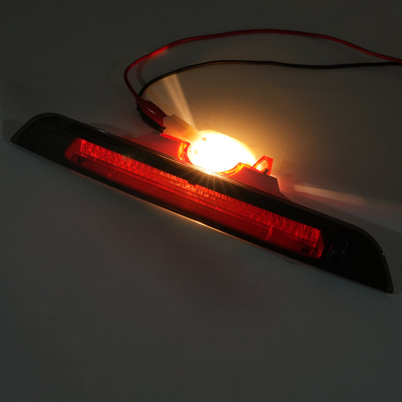 Luce freno posteriore ad alto livello 1363489 per Ford Fiesta Mk6 5 porte 2005-2008 affumicato
