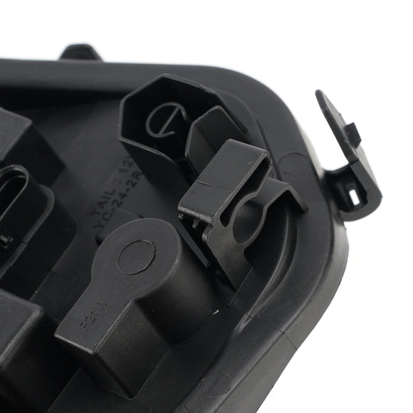 Lampenfassung hinten rechts für BMW 3er F30 F80 Limousine 2011–2015 (PRE-LCI)