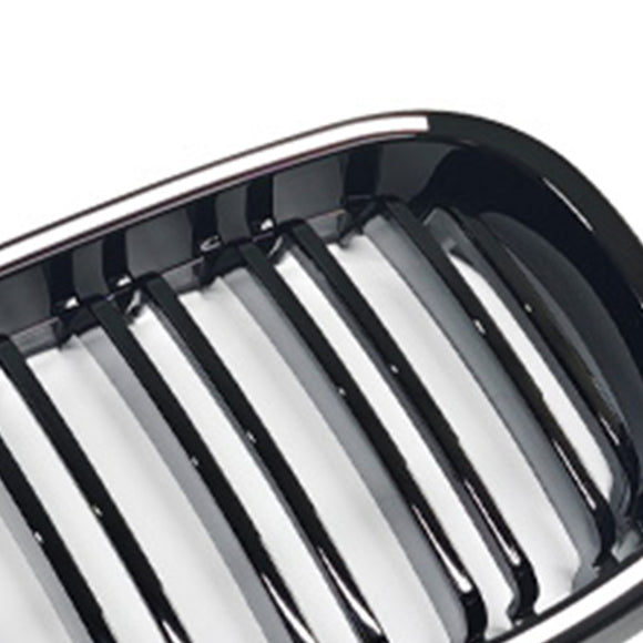 Musta etupuskurin säleikkö sopii BMW 3-sarjan E46 4-oviseen LCI 2002-2005 W/LED