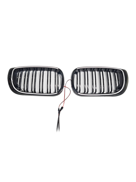 Musta etupuskurin säleikkö sopii BMW 3-sarjan E46 4-oviseen LCI 2002-2005 W/LED