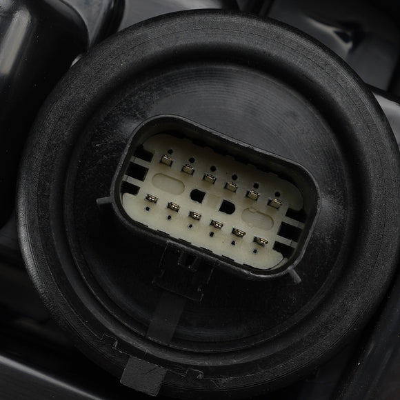 2023–2026 Ford F250 F350 F450 Platinum/Limited Linkes LED-Rücklicht mit totem Winkel PC3Z-13405-C PC3B-13B505-C