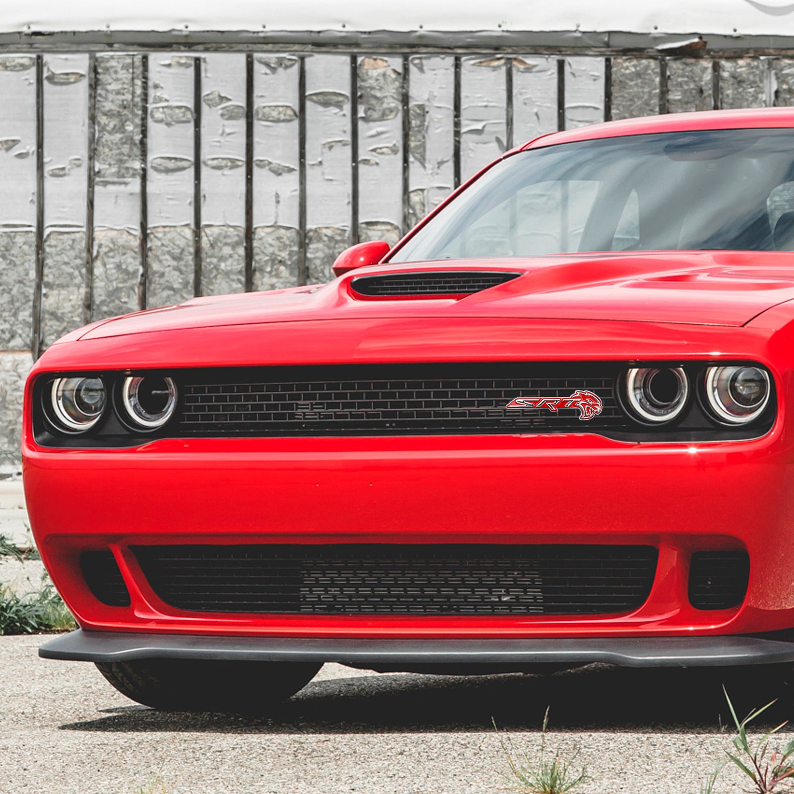 Front Grille SRT Hellcat Emblem For Charger Challenger SRT Chrome Black / Chrome Red / Red Black Badge