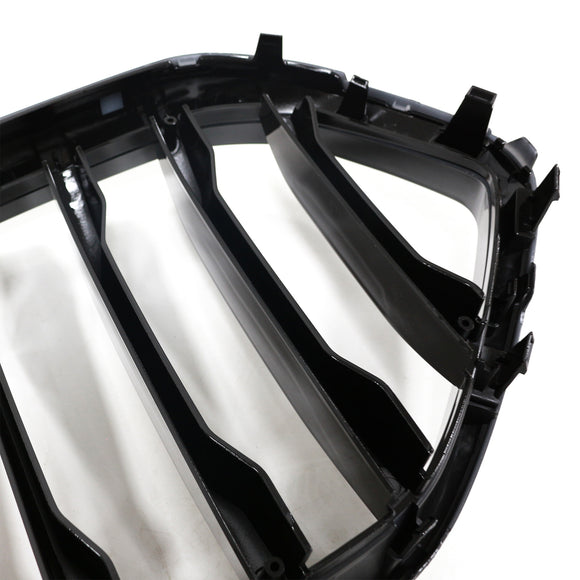 Grade preta do para-choque dianteiro para BMW X6 G06 M60i 2023-2025 com furo para câmera