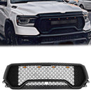 Dodge Ram 1500 2019-2024 Parrilla delantera estilo rebelde Parachoques delantero negro Parrilla superior en forma de panal con LED & Letra RAM-18
